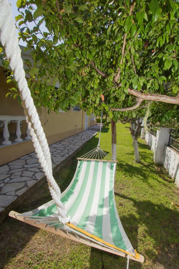 ארמונס Countryside Villa Lisa מראה חיצוני תמונה